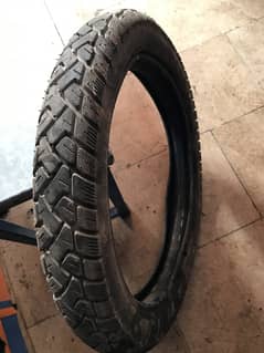125 Diamond tyre in new condition excellent grip for sale