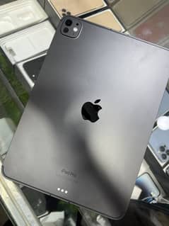 Ipad M4