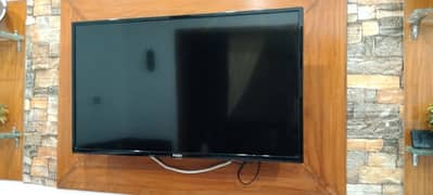 Haier LED of 32 inches for Sale  used at home new condition
