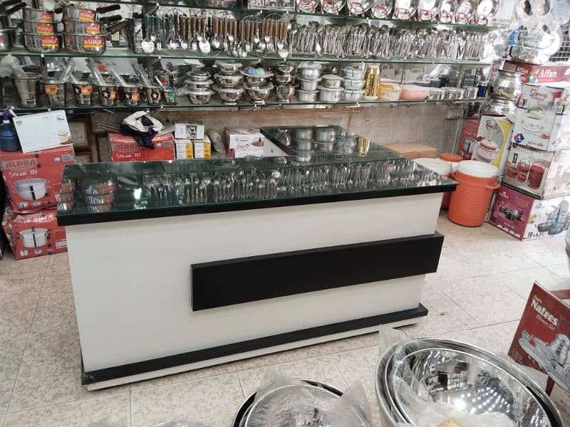 L Shape Counter 0