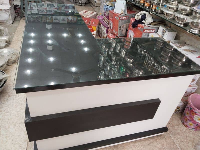 L Shape Counter 7