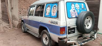 Mitsubishi Pajero 1988