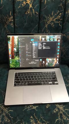 Macbook 2019 | 16 inches | 16 GB | 512 GB | i7