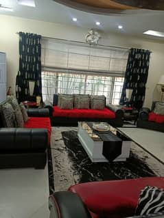 Red and black comfy sofa set
