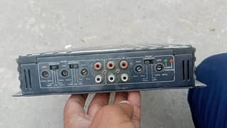Amplifier 3000 watts