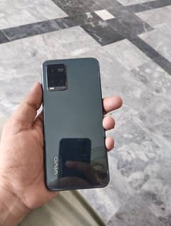 vivo y33s condition 10/9 with box