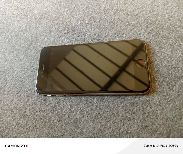 iphone 6 non pta condition 10/10 finger print working battery helth 93 2