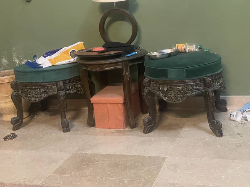 Chinioti stools with table 1