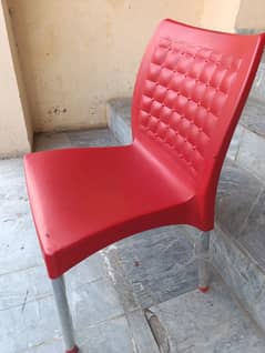 table & chairs