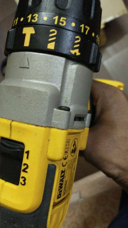 Black & Dagger drill machine worth 150 doller but you can take 16000 10