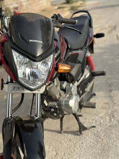 10/10 Lush condition Honda cb125 F