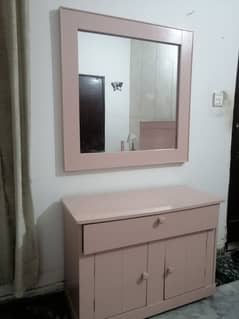 Dressing table with mirror