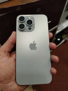 15 Pro Max Natural Titanium 512 GB