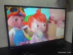 32" LED TV Changhong Ruba
