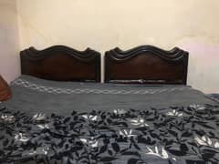 bed set and computer trolley for sale