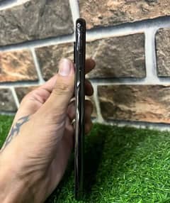 Condition 10/9.5 battery 82 all ok black colour COLOUR