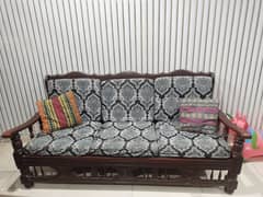 used sofa , made from chiniot , good condition