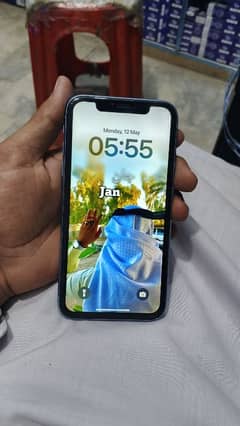 iPhone xr 64 gb 93 battery health non pta