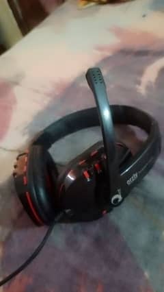 gaming headphones