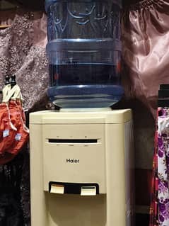 haier water dispenser chilld cooled and hot