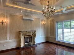 1 KANAL BRAND NEW SPANISH HOUSE FOR SALE IN BAHRIA TOWN LAHORE.