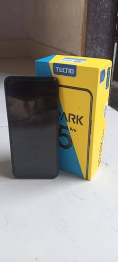 Tecno Spark 5 4/64