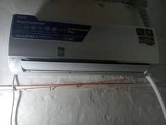 Hair Pearl inverter heat and cool inverter ac only 1 month run