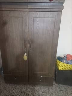 clothes wardrobe 20000 rs