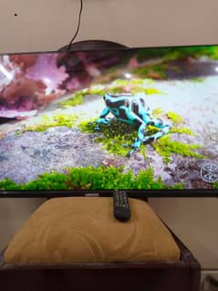 35 inch 4K new led