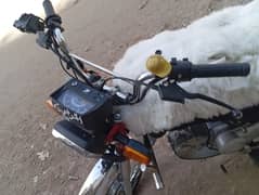 VIP bike Hy 6hazar kilo m chali hwi VIP cundition