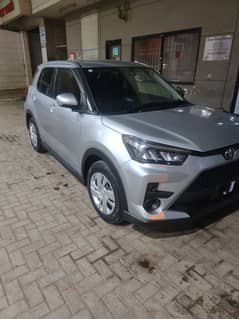 Toyota raiz