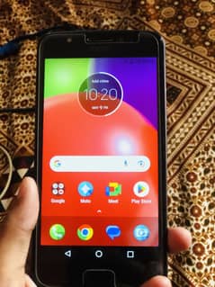 Moto e4