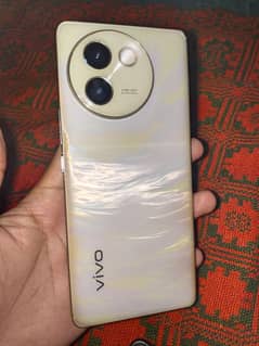 Vivo v30e 8+8/256 5G Phone Luxh condition 5Month warranty available