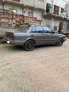 Nissan Sunny 1990
