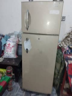 Hair refrigerator in good condition