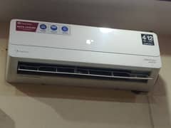 Downlance DC invetr ac 1. Ton