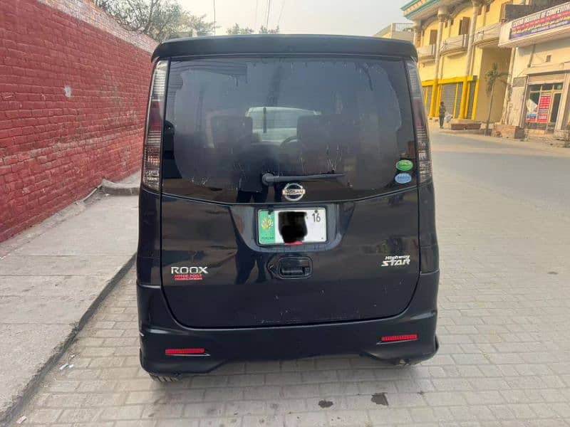 Nissan Roox E 2016 1