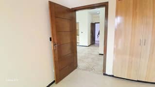 10 Marla Ground portion available for rent