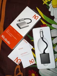 Mcdodo 2 in 1 Converter/Splitter