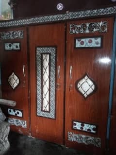 I am selling furniture