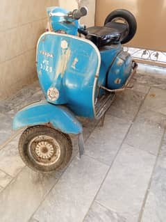 vespa scooter 1974