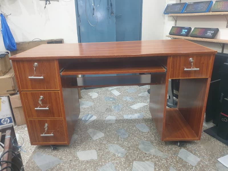 Computer Table / Customized Computer Table 5