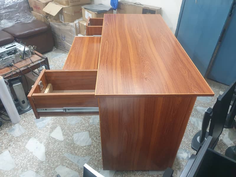Computer Table / Customized Computer Table 10