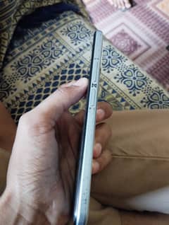Vivo y21a 4 64 with box and charger
