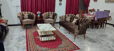 5 seater New sofa set for sale  5 cushions  With 10 years foam warrnty