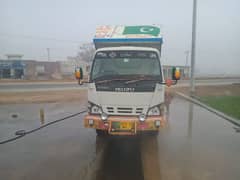 Isuzu truck