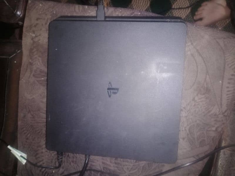 PS 4 slim 500 gb for sale 9