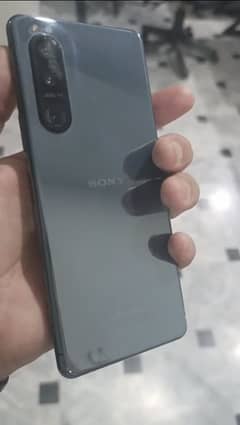 Sony Xperia 5 mark 3 10/10 condition 90 fps in pubg