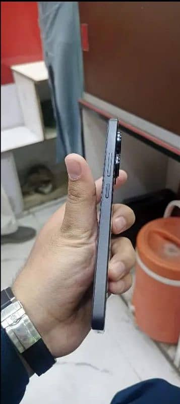 redmi note 13 lush condition 8-256 memory, 4