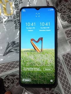 Tecno Spark 8C 4+2 GB RAM 128 GB ROM.         0316*1426*150